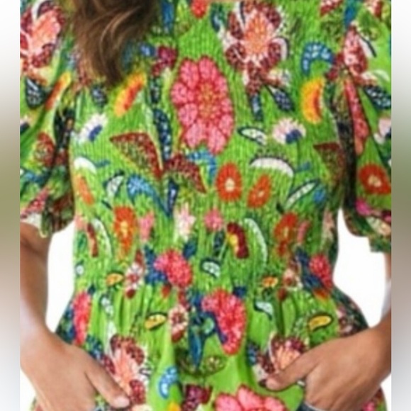 CROSBY by Mollie Burch Tops - CROSBY By Mollie Burch Green Floral Smocked Puff-Sleeve Top